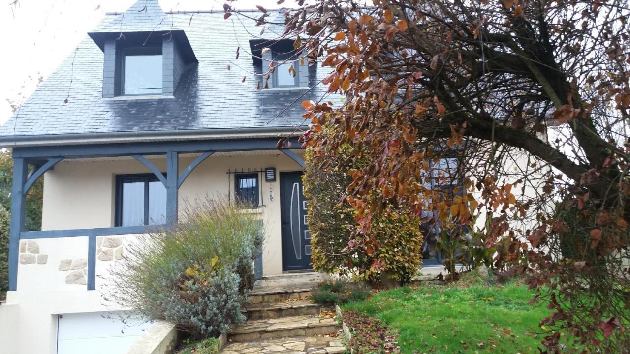 Jo Masson Bed & Breakfast Saint-Aubin-d'Aubigne Екстериор снимка
